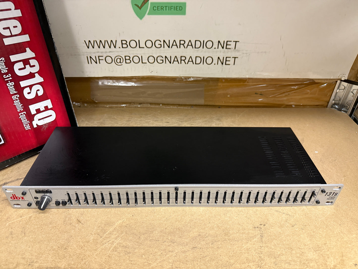 DBX 131s EQUALIZZATORE GRACIFO 31 BANDE
