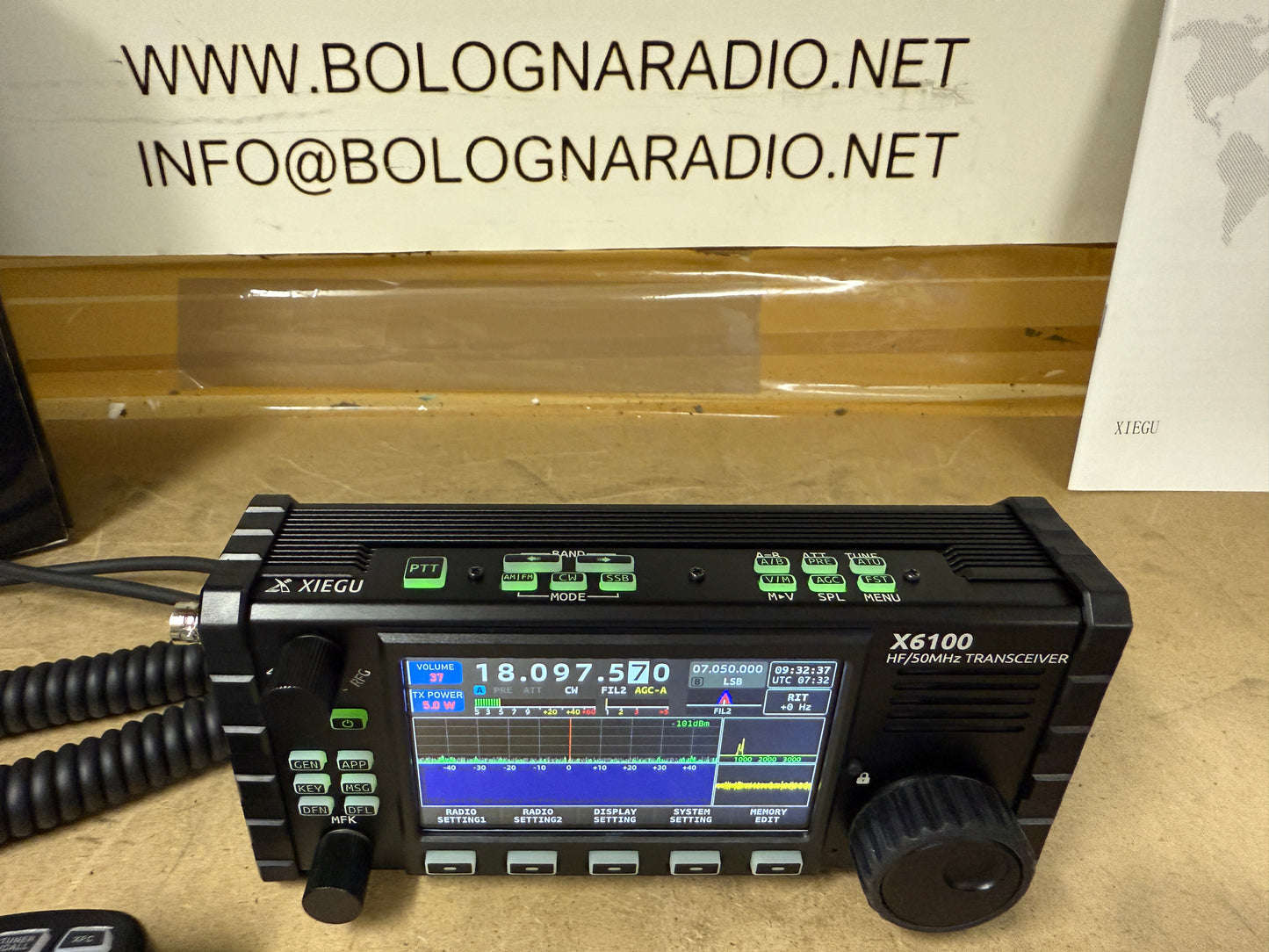 XIEGU X6100 - RTX SDR HF QRP 0.5 - 30 MHZ 10 W CON AT TUNER DSP