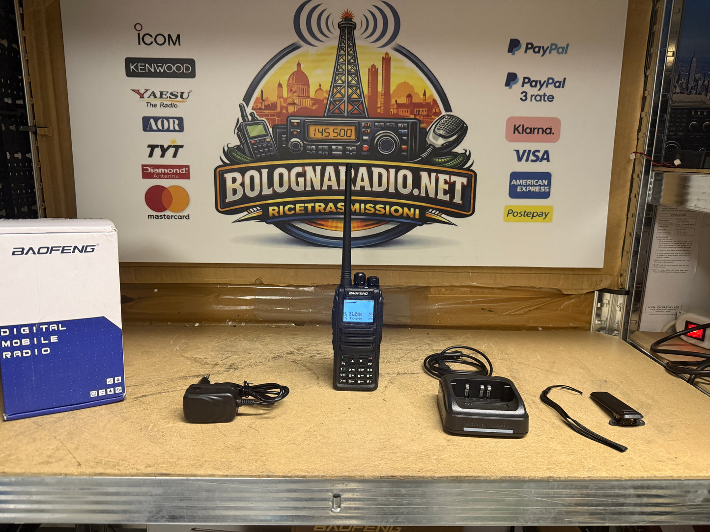 Baofeng DM-1701 5W Dual Band DMR + cavo programmazione nuovo Garanzia 24 mesi