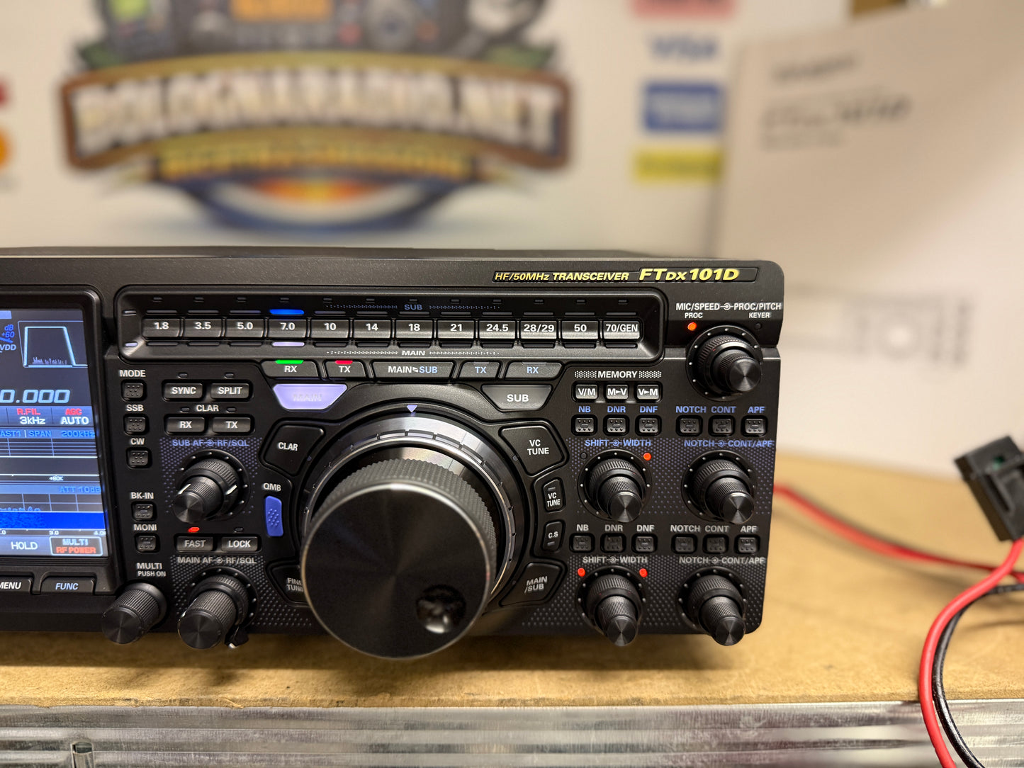 Yaesu FTDX 101D pari al nuovo full set Garanzia ufficiale full set