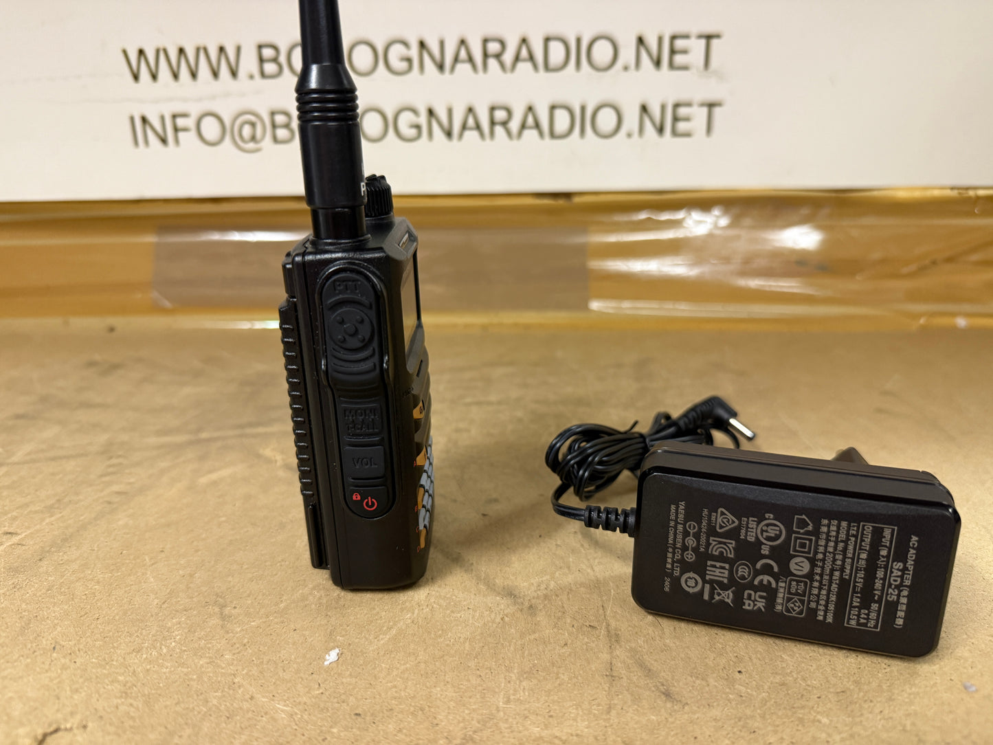 Yaesu FT 70DE pari al nuovo