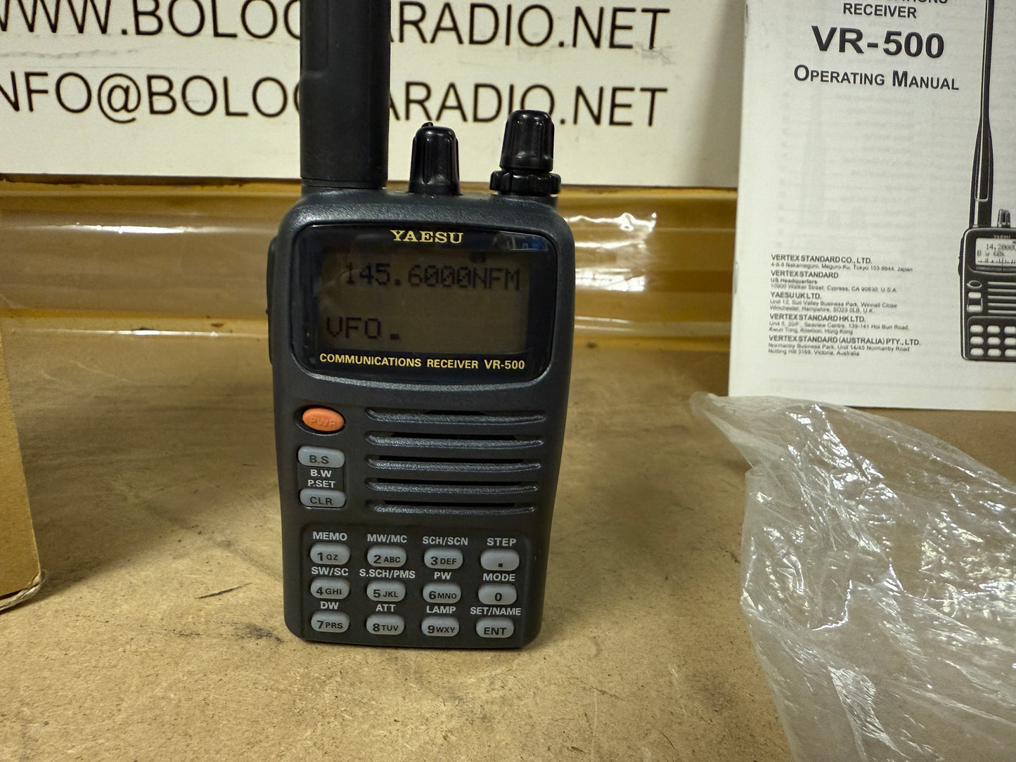 Yaesu VR 500 pari al nuovo display perfetto