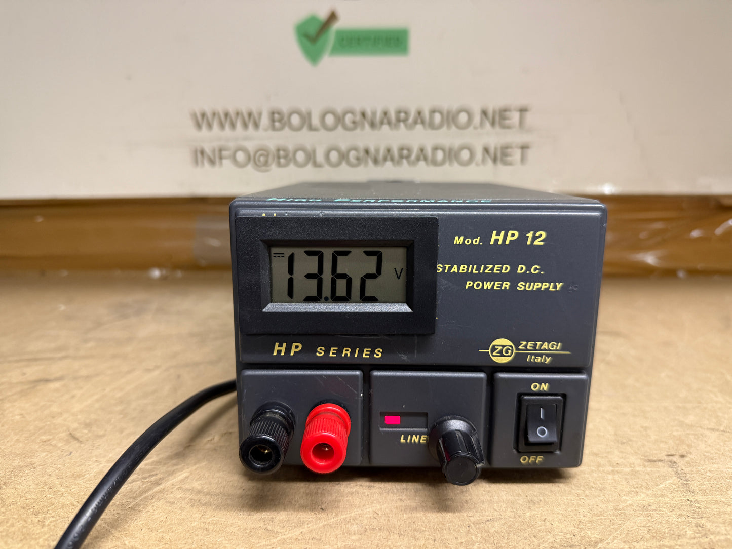 Zetagi HP 12 con display e potenziometro