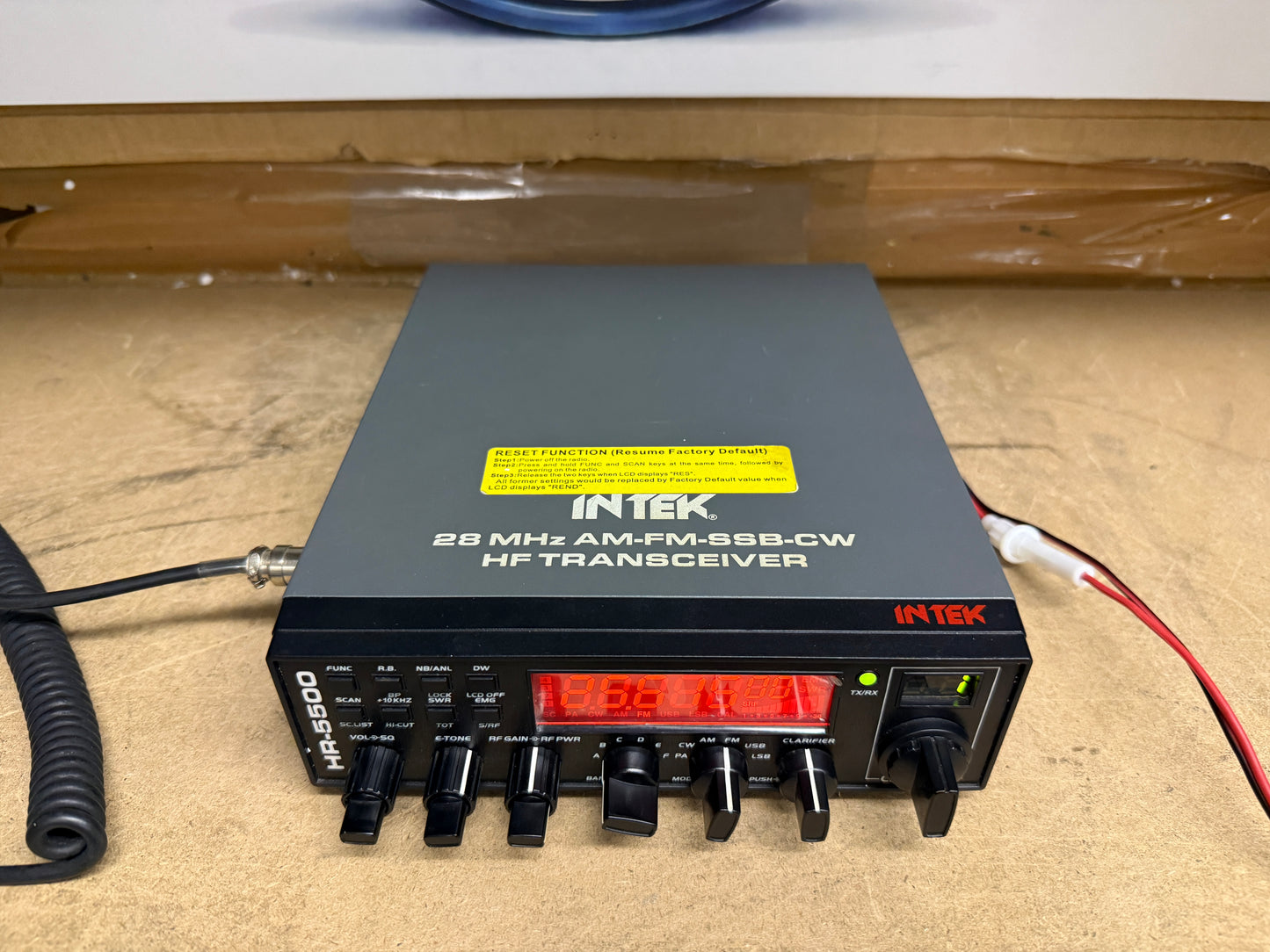 INTEK HR-550 RADIO RICETRASMETTITORE CB AM FM SSB CW pari al nuovo