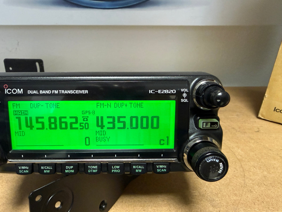 Icom IC E 2820 + Dstar perfetto full set Garanzia 12 Mesi