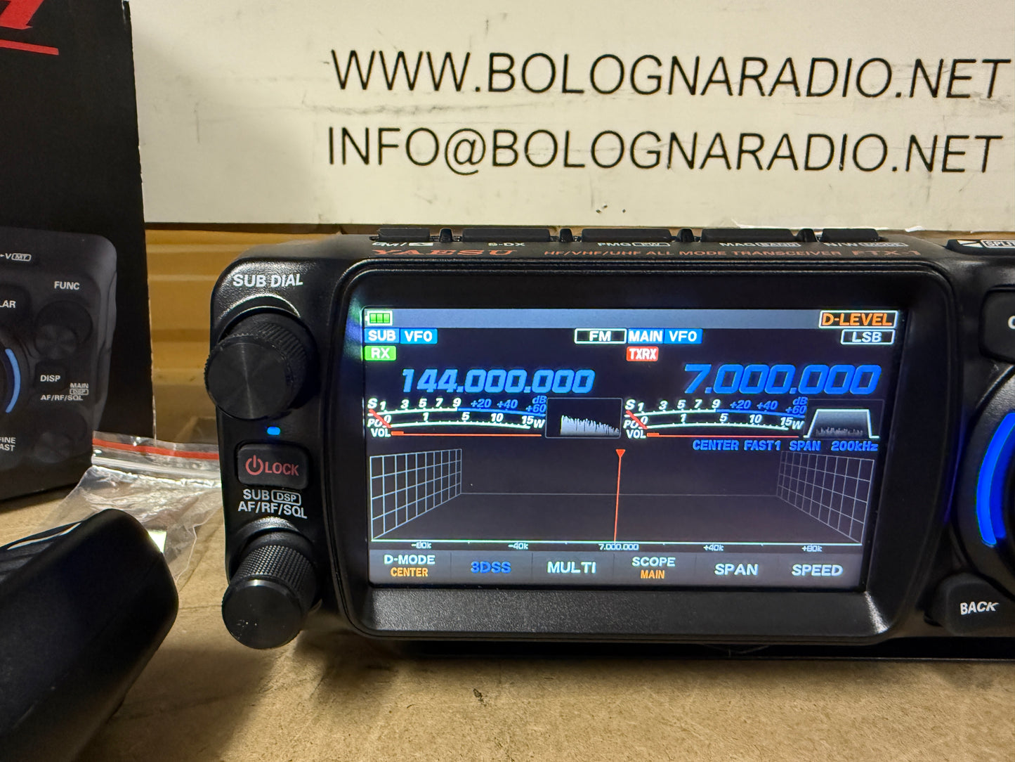 Yaesu FTX1 field + SCF1 pari al nuovo 08/2025 garanzia ufficiale
