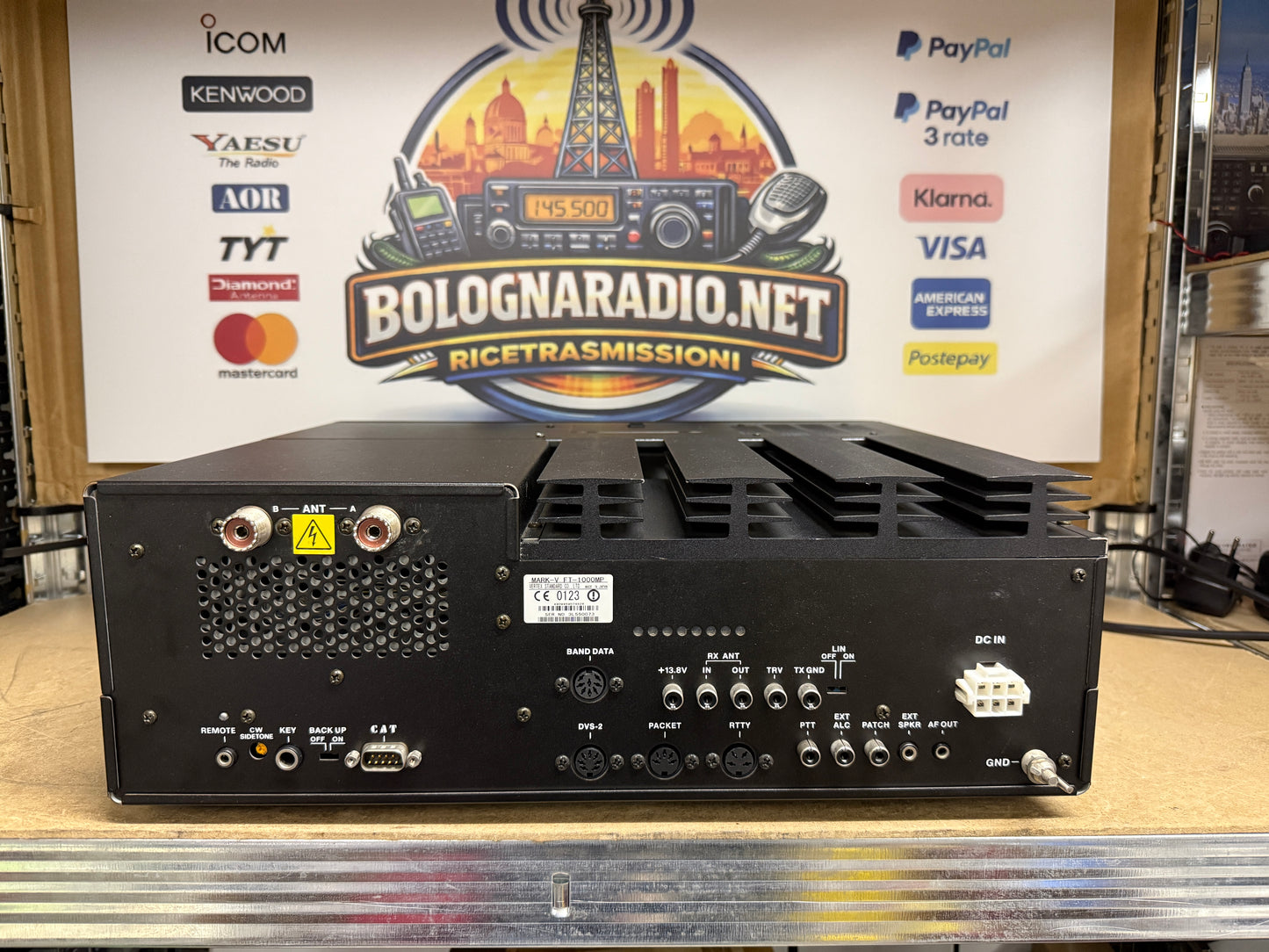 A-1 Yaesu FT 1000MP mark V Collins + tcxo 200 watt pari al nuovo + imballi
