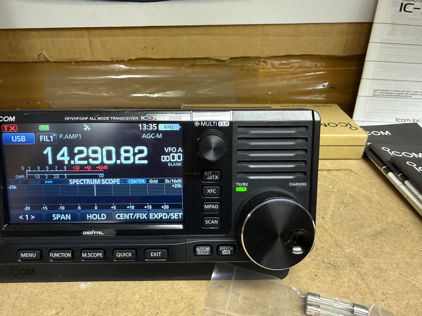 A-1 Icom ic 705 + MBF 705 + USB TIPO C Garanzia 12 mesi pari al nuovo full set