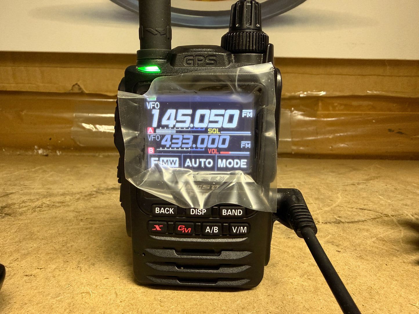 Yaesu FT 3D + SSM-17A pari al nuovo full set Garanzia 12 Mesi