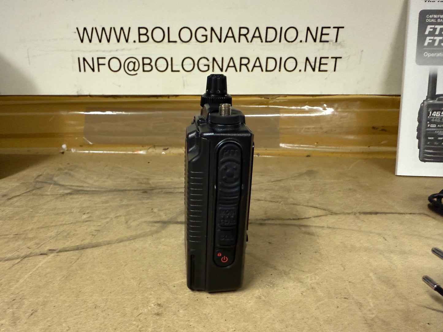 A1 Yaesu FT 3 D pari al nuovo + Accessori