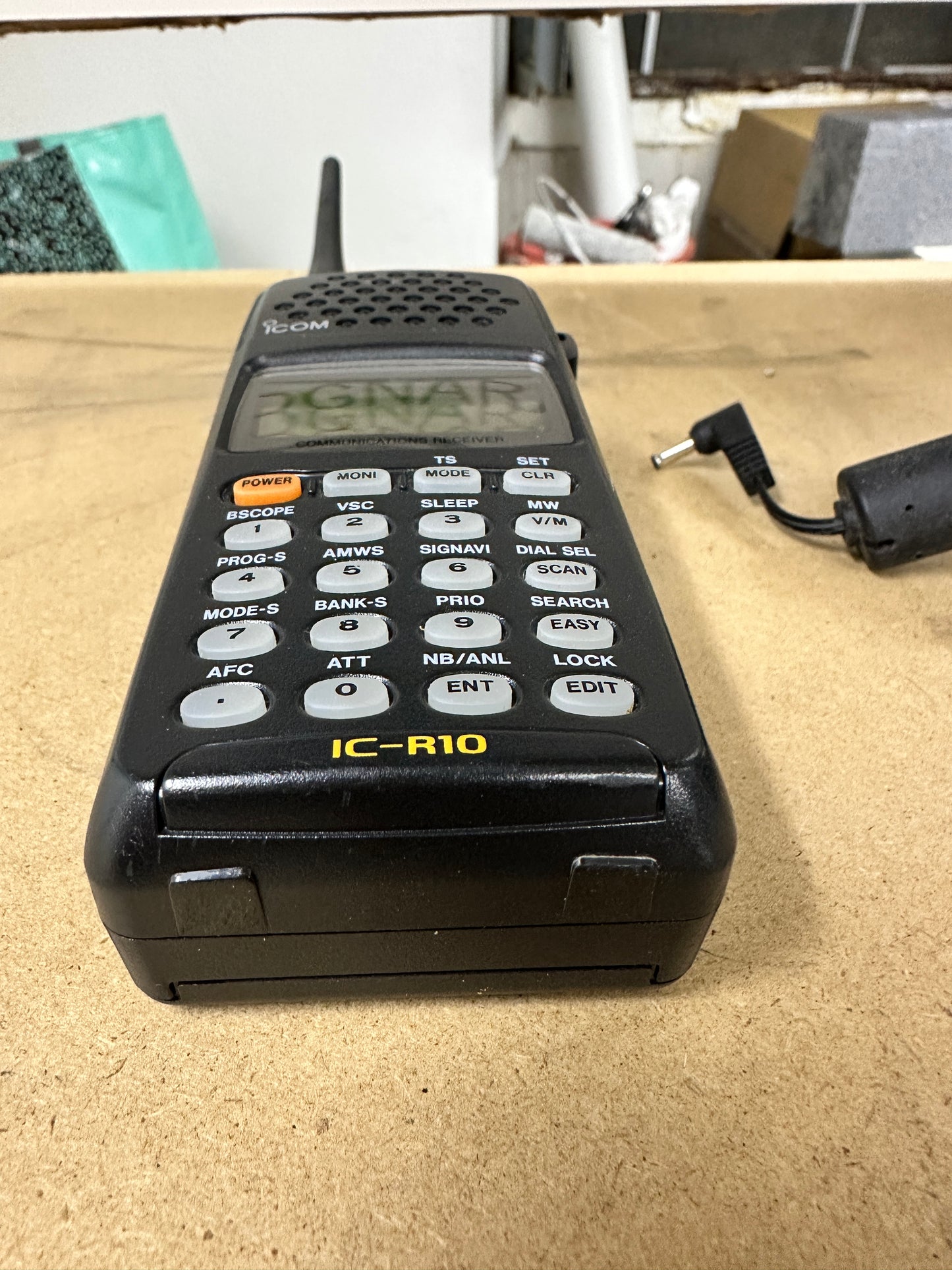 Icom ic-r10 pari al nuovo
