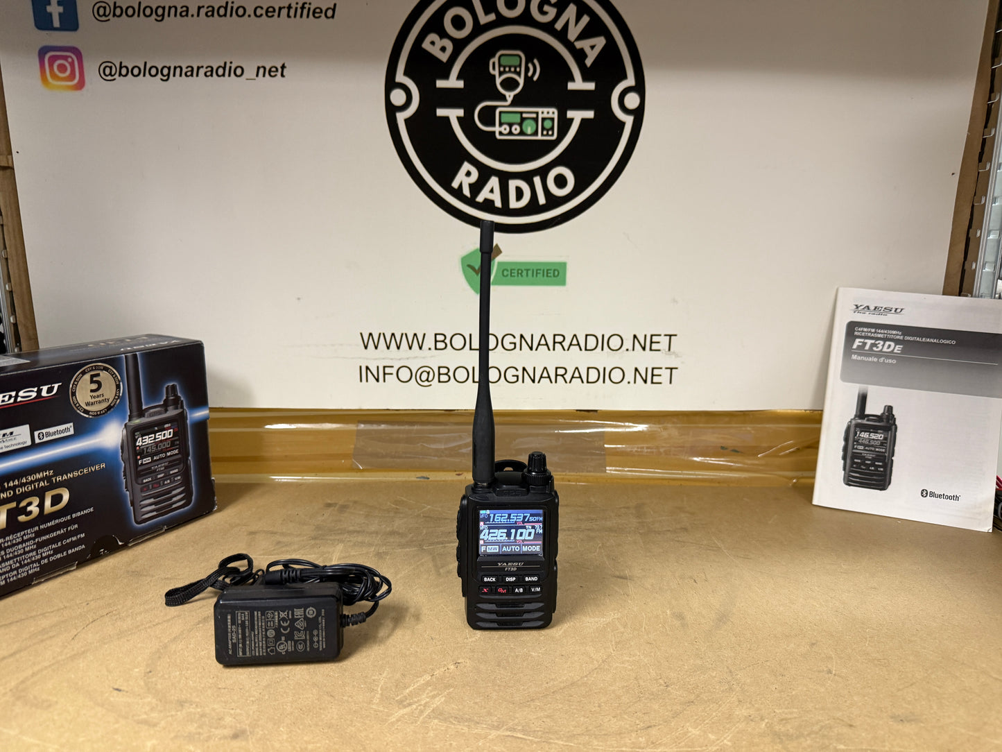 Ricetrasmettitore YAESU FT3D espanso garanzia 12 mesi