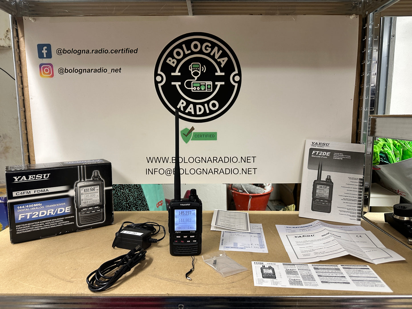 Yaesu FT-2 DR/DE pari al nuovo full set