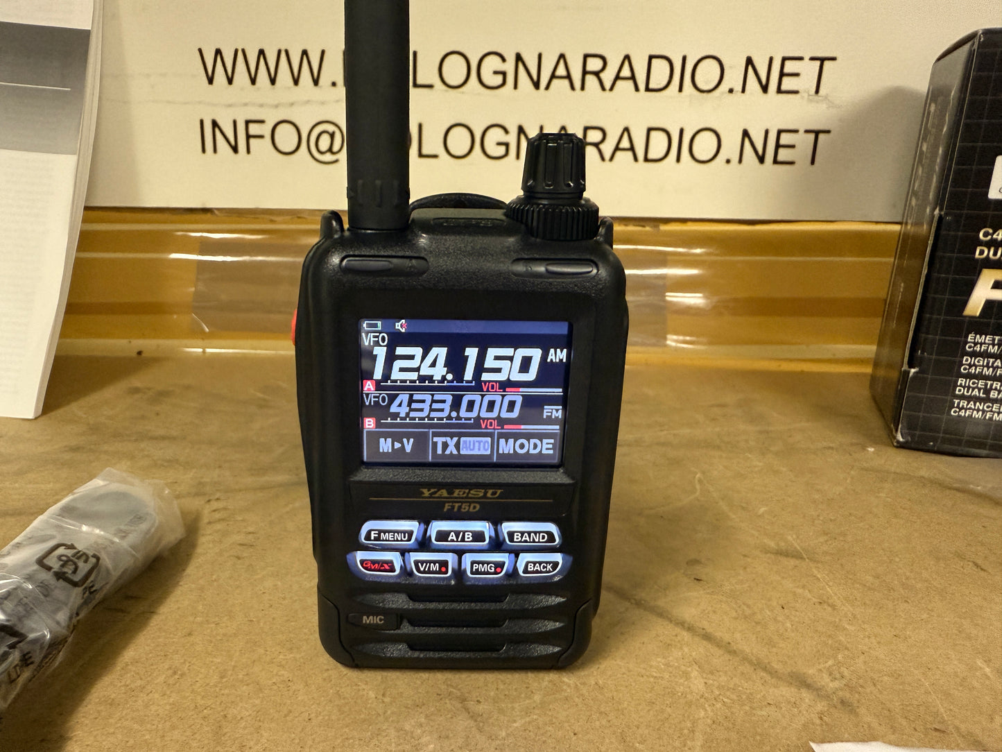 Yaesu FT5D gennaio 2025 pari al nuovo garanzia 54 mesi