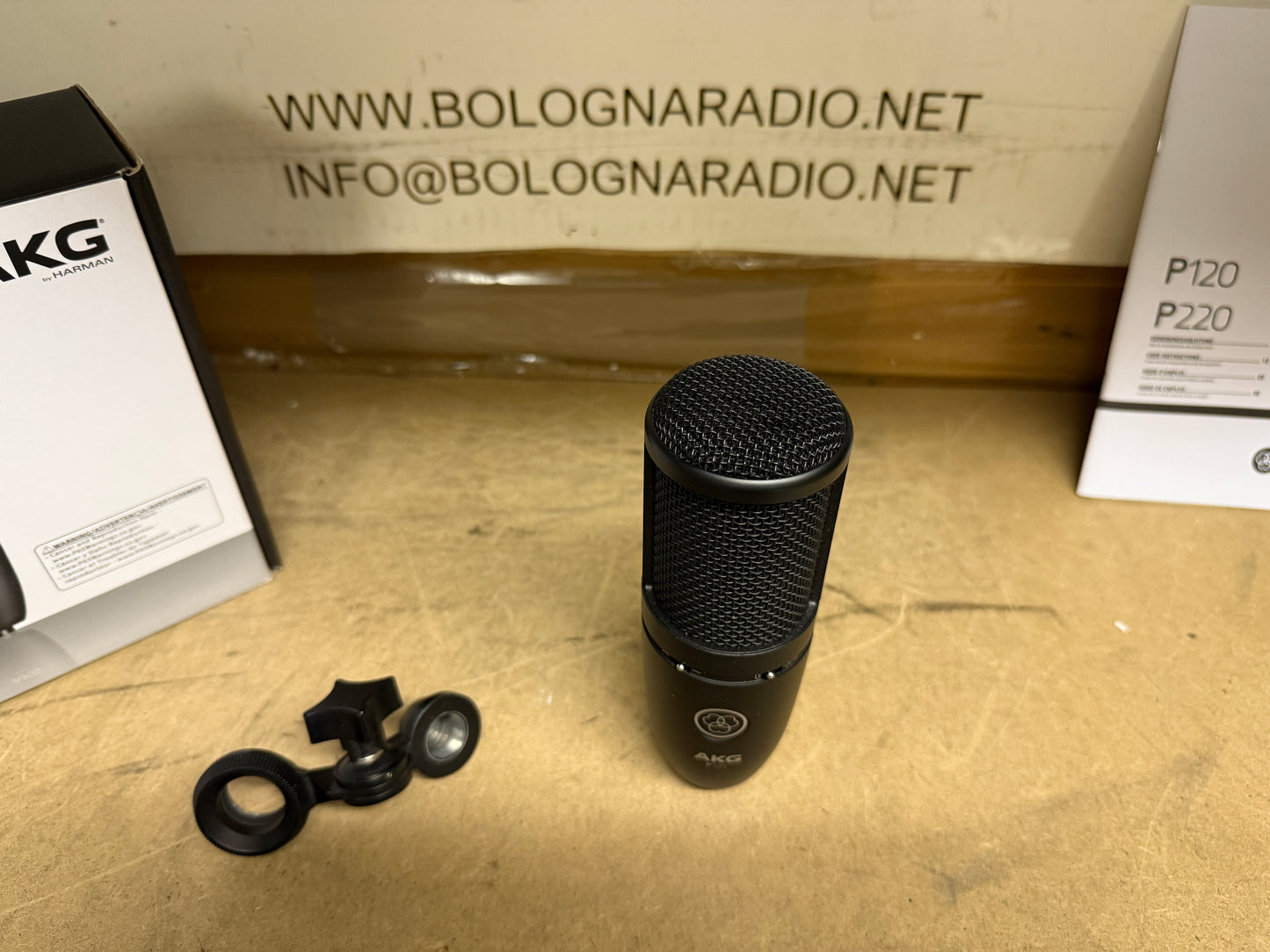 AKG PERCEPTION P120 MICROFONO A CONDENSATORE A DIAFRAMMA LARGO